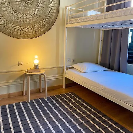 Teodora & Suits Hostel *